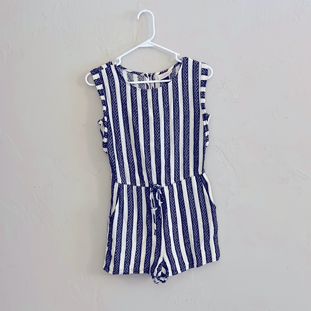 Romper. XS